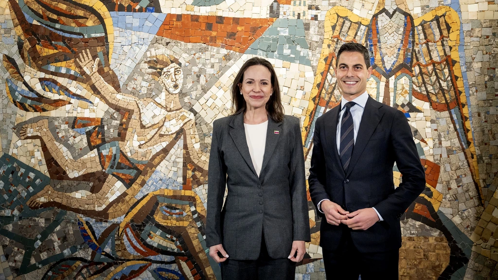 Roep om verkiezingen in Venezuela steeds luider, ‘regime probeert tijd te winnen’ Roep om verkiezingen in Venezuela steeds luider, ‘regime probeert tijd te winnen’